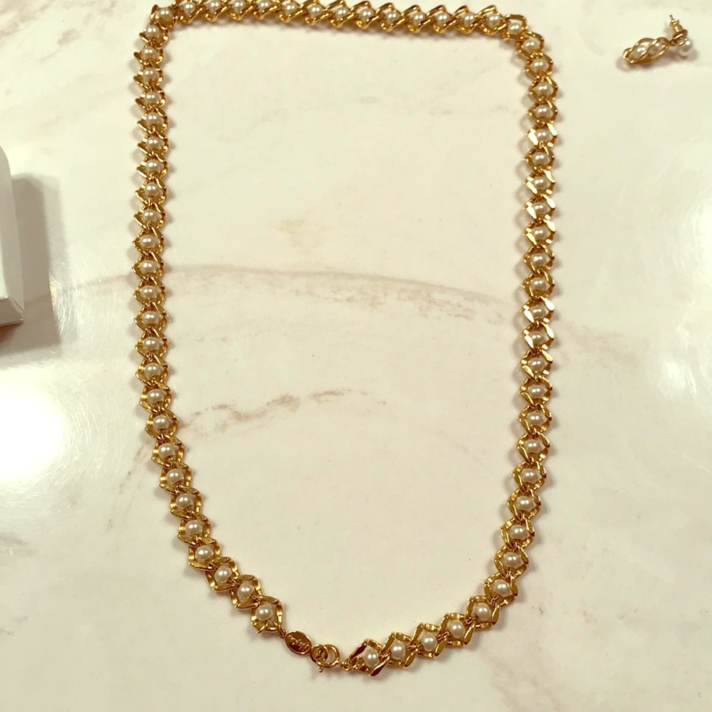 Napier gold and pearl necklace.